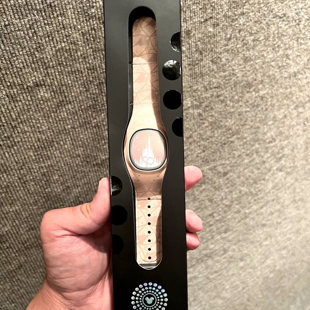 Disney Parks Castle Magicband+